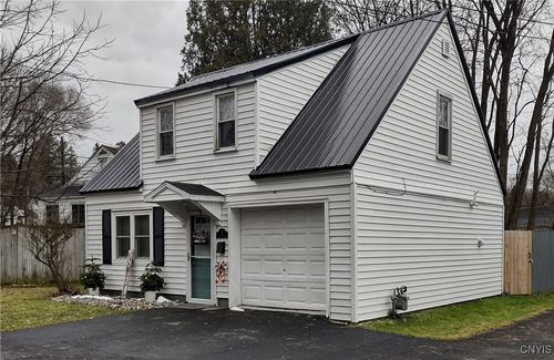 1 Osborn Road, New Hartford, NY, 13413 | Card Image