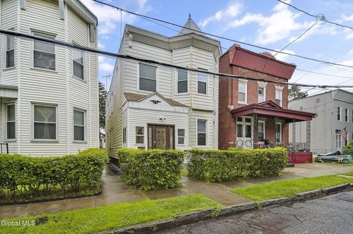 2412 11th Ave, Watervliet, NY, 12189-1705 | Card Image
