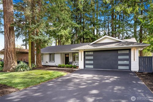 14048 108th Ave Ne, Kirkland, WA, 98034-4472 | Card Image
