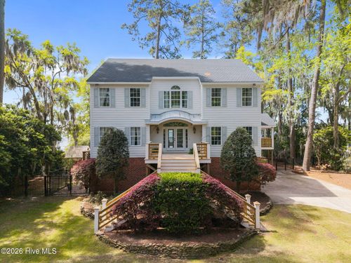 127 Riverview Dr, Washington, NC, 27889-9763 | Card Image