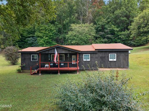 9089 Highway 66, Sneedville, TN, 37869-2207 | Card Image