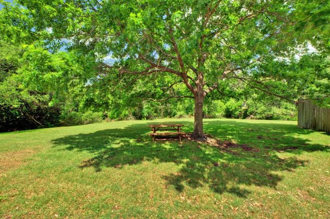 APT-122 - 1411 Gracy Farms Ln, Condo with 3 bedrooms, 2 bathrooms and 2 parking in Austin TX | Image 29