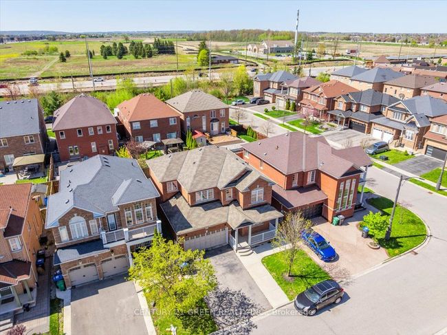 7 Accent Cir, House other with 6 bedrooms, 5 bathrooms and 4 parking in Brampton ON | Image 45