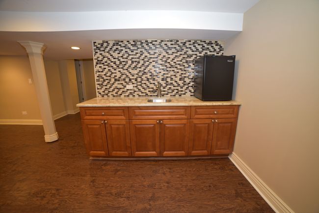 813 S Wolf Rd, House other with 3 bedrooms, 3 bathrooms and 2 parking in Des Plaines IL | Image 34