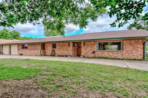 2327 8th St, Port Neches, TX, 77651-4015 | Card Image