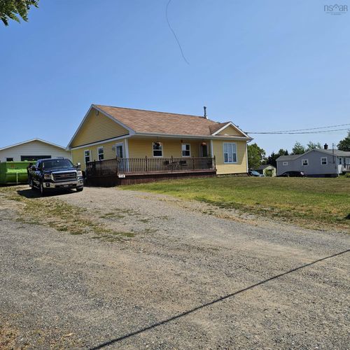 716 Little Pond Rd, Florence, NS, B1Y1S7 | Card Image