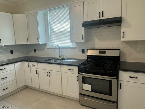 1-9 Wheeler St, West Orange, NJ, 07052-5366 | Card Image