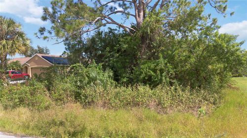 739 Gerhard Ave Sw, PALM BAY, FL, 32908-7444 | Card Image