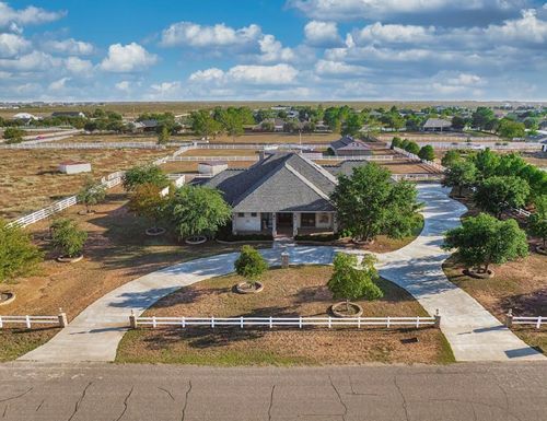 7911 Dunblane Dr, Midland, TX, 79707-1305 | Card Image