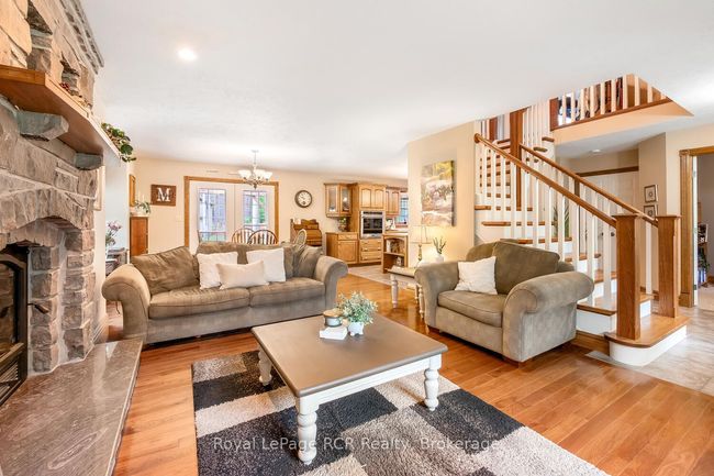 743055 Sideroad 10, House other with 3 bedrooms, 3 bathrooms and 10 parking in Chatsworth ON | Image 7