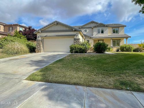 6727 Miramar Ln, Palmdale, CA, 93551-1653 | Card Image