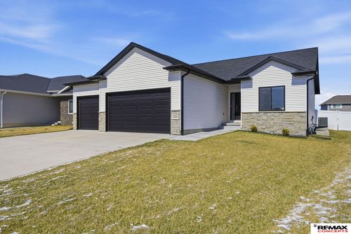 836 W Miramonte Rd, Lincoln, NE, 68523-9329 | Card Image