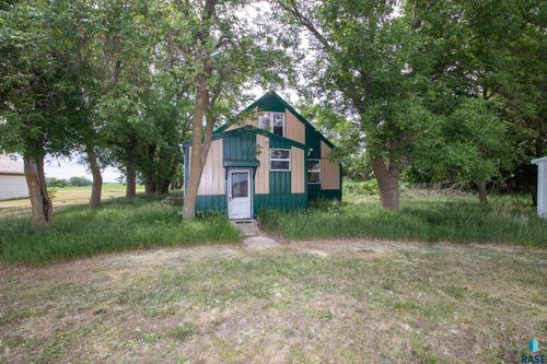 22680 486th Ave Avenue, Ward, SD, 57026-6627 | Card Image
