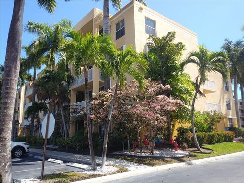 201-1341 Se 3rd Ave, Dania Beach, FL, 33004-5523 | Card Image