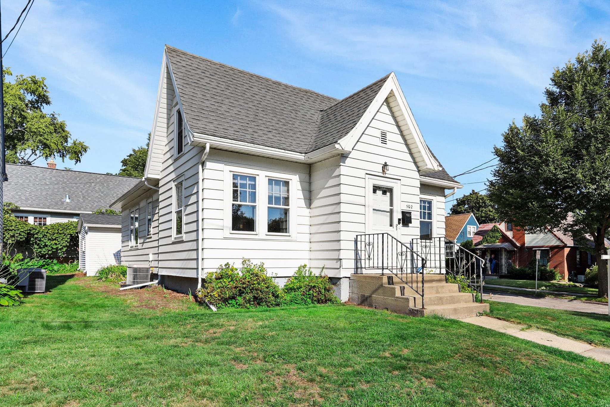 Welch Ave, Madison, WI 53704