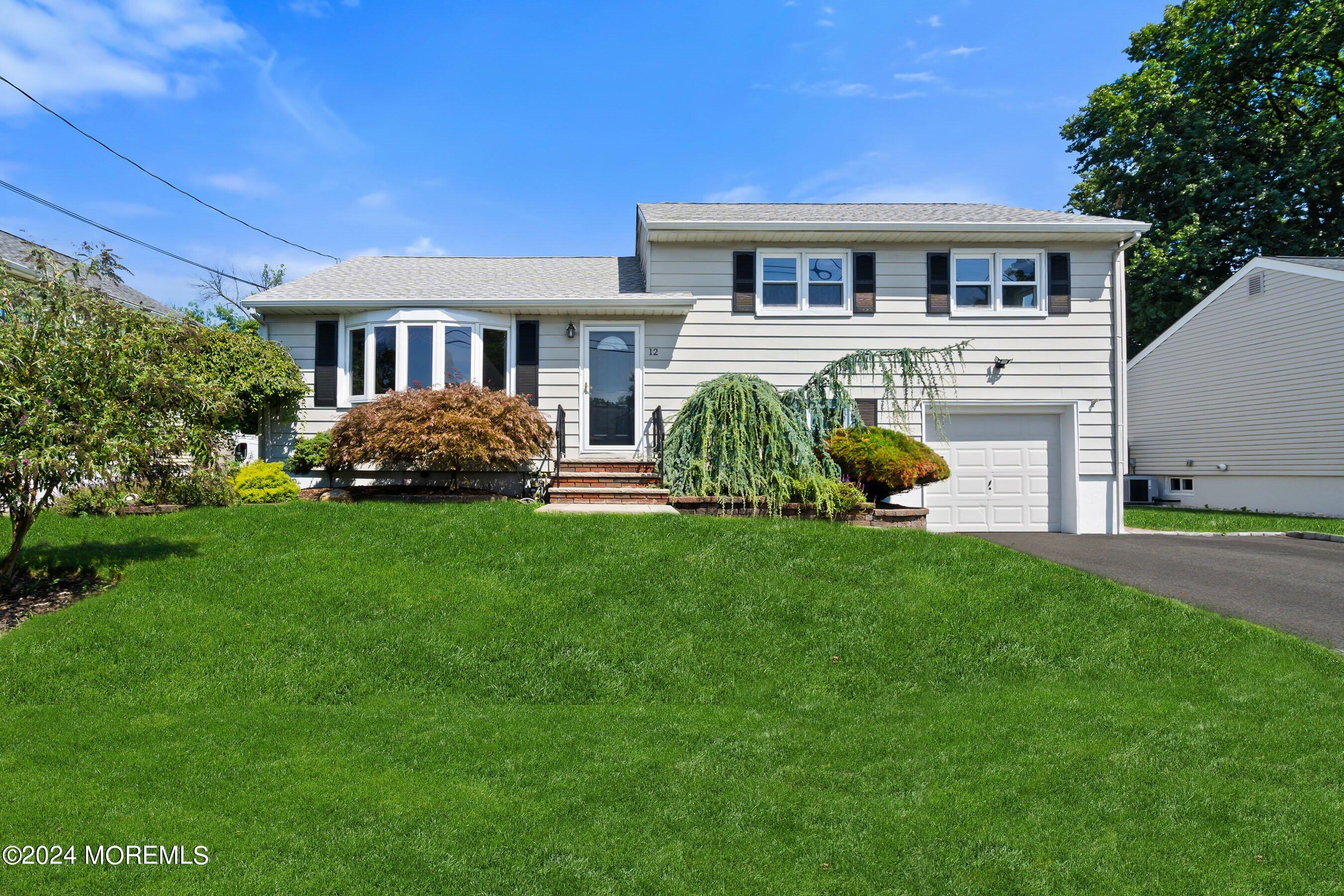 Grand St, Clark, NJ 07066