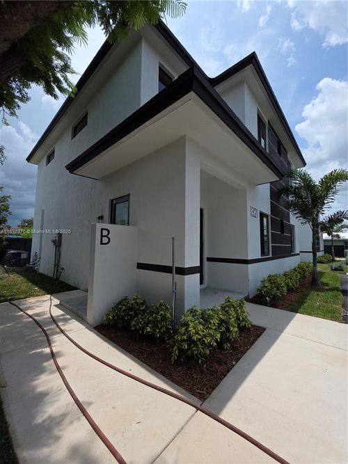 b-1321 Nw 6th Ave, Florida City, FL, 33034-2013 | Card Image