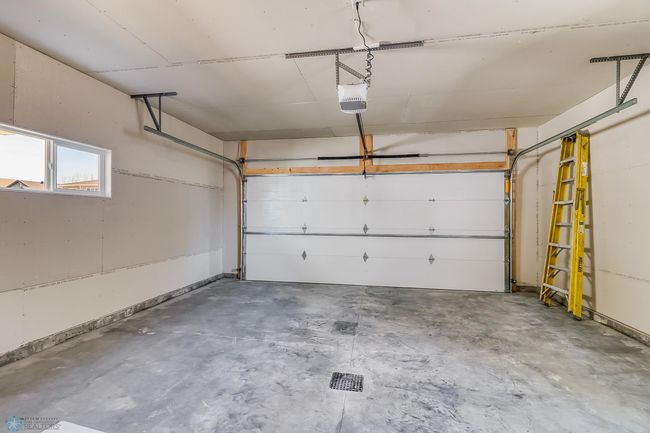 Garage.jpg | Image 39