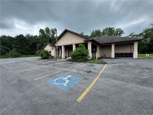 10 Carlton Dr, Parish, NY, 13131-3308 | Card Image