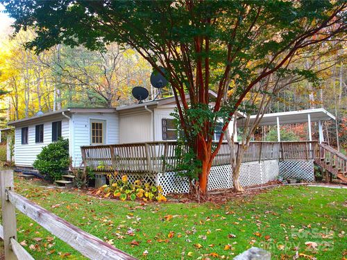 9 Smokey Cove Rd, Canton, NC, 28716-5964 | Card Image