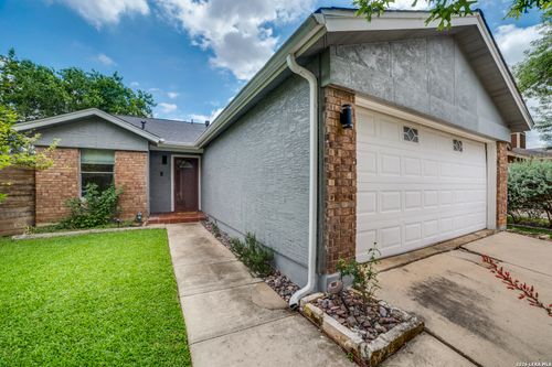 7242 Brandyridge, San Antonio, TX, 78250-3334 | Card Image