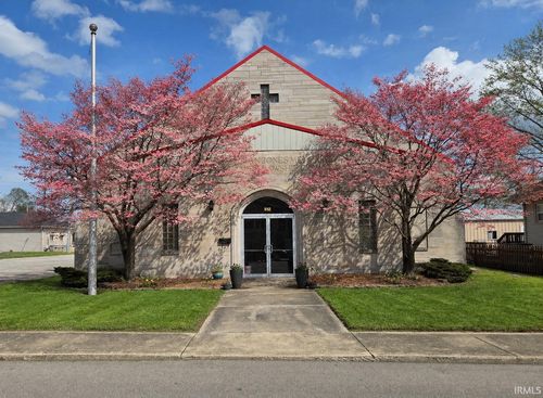 512 P St, Bedford, IN, 47421-2135 | Card Image