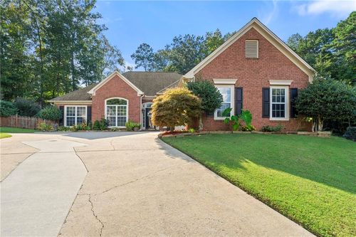 3200 Golden Spring Dr, Buford, GA, 30519-7833 | Card Image
