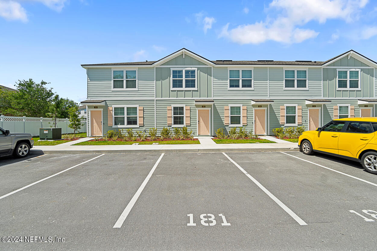 Running Woods St, Orange Park, FL 32065