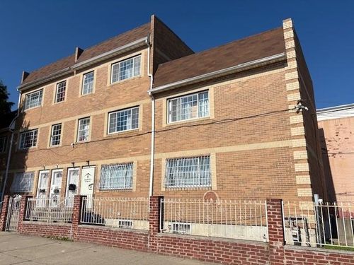 2461 Linden Blvd, Brooklyn, NY, 11208-4841 | Card Image