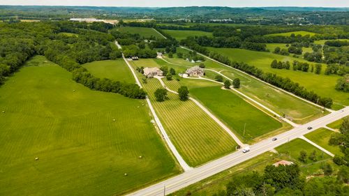 2436 Long Hollow Pike, Hendersonville, TN, 37075-8717 | Card Image