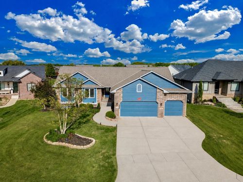 4835 N Emerald Ct, Maize, KS, 67101-8704 | Card Image