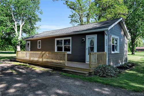2344 Lincoln Ave, Wilson, NY, 14172-9774 | Card Image