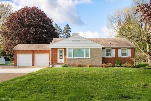 4028 Crestwood St Nw, Canton, OH, 44708-2274 | Card Image