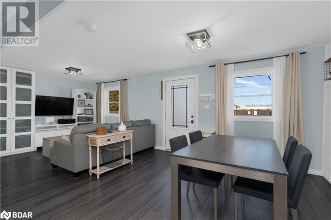 11 James Street, House other with 2 bedrooms, 1 bathrooms and 4 parking in Orillia ON | Image 5