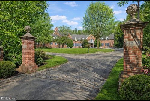 41 Tunbridge Rd, HAVERFORD, PA, 19041-1046 | Card Image