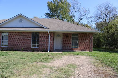 701 Sw 1st St, Cooper, TX, 75432-3301 | Card Image