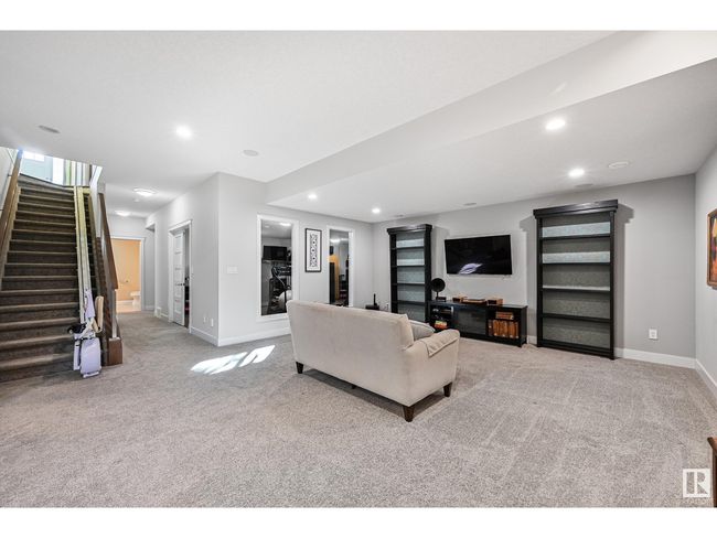 7570 May Common Nw, Home with 3 bedrooms, 3 bathrooms and 3 parking in Edmonton AB | Image 21