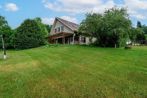 E2387 570th Ave, Menomonie, WI, 54751-5260 | Card Image