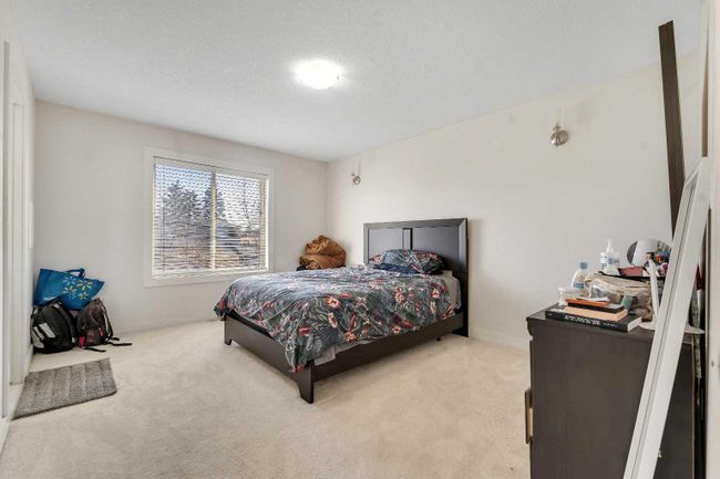 1612 42 Street Sw, Home with 5 bedrooms, 3 bathrooms and 3 parking in Calgary AB | Image 16