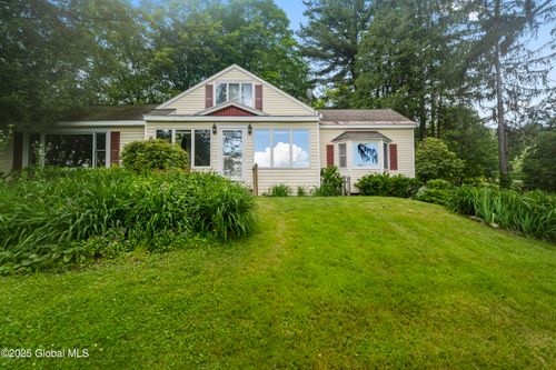 523 Greenfield Rd, Wilton, NY, 12831-1420 | Card Image