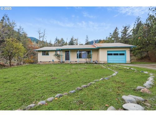 2100 Boyer Rd, Riddle, OR, 97469-8703 | Card Image