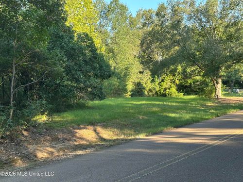 895 Burnt House Road, Vicksburg, MS, 39180 | Card Image