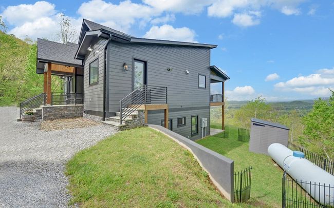 433 Hawkeye Trl, Home with 3 bedrooms, 3 bathrooms and null parking in Marble NC | Image 59