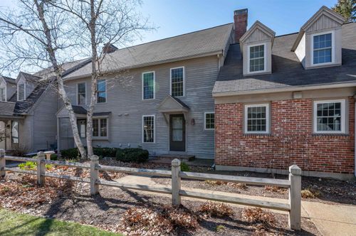 apt-8-8 Veterans Rd, Amherst, NH, 03031-2744 | Card Image