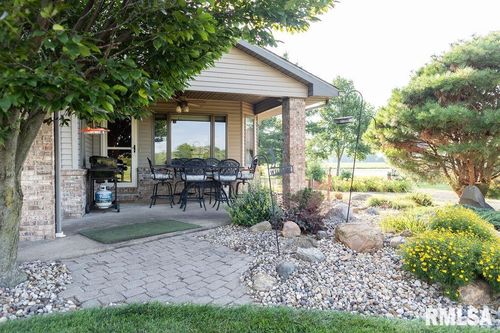 23179 N Arrow Rd, Cuba, IL, 61427-8902 | Card Image