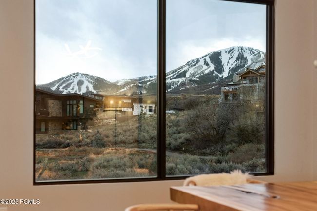 11431 N Ursa Cir, Home with 4 bedrooms, 5 bathrooms and null parking in Mayflower Mnt UT | Image 28
