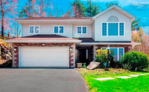 91 Ridgevale Dr, Bedford, NS, B4A3R2 | Card Image