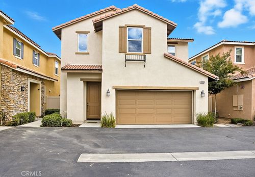 26906 Trestles Dr, Canyon Country, CA, 91351-2825 | Card Image