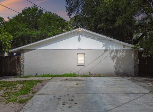 7920 N Marks St, TAMPA, FL, 33604-8429 | Card Image