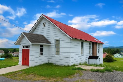 785 Lohr St, Central City, PA, 15926-1211 | Card Image